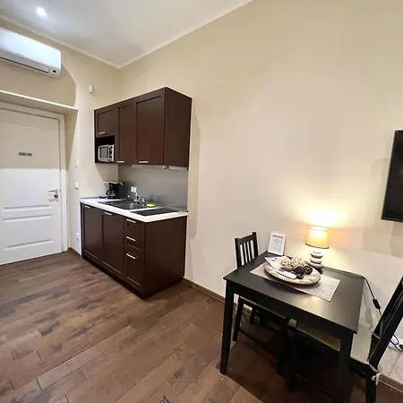 Italy Vacation Hotel apartamentowy Triest